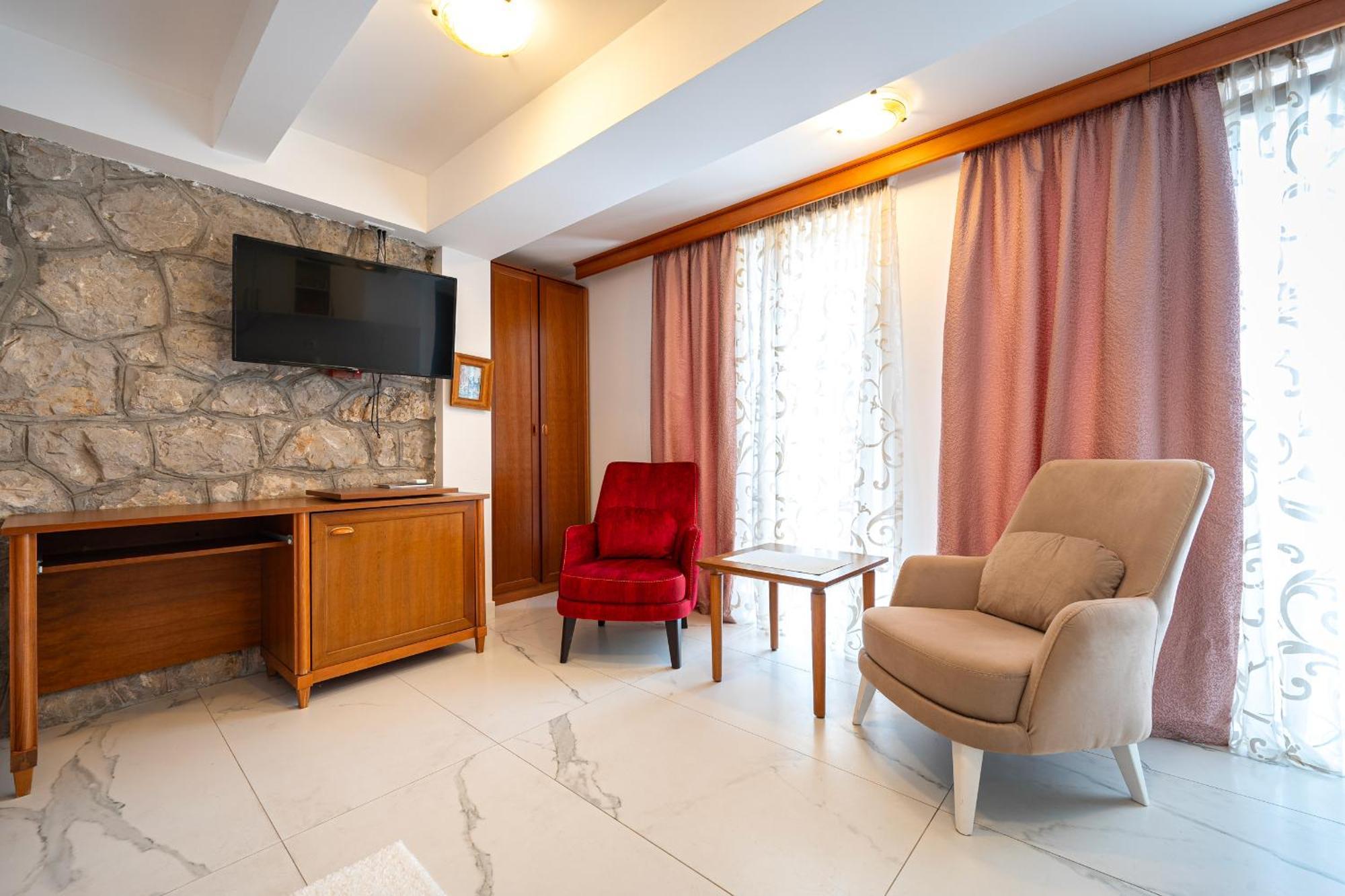 Apartment Perla *
