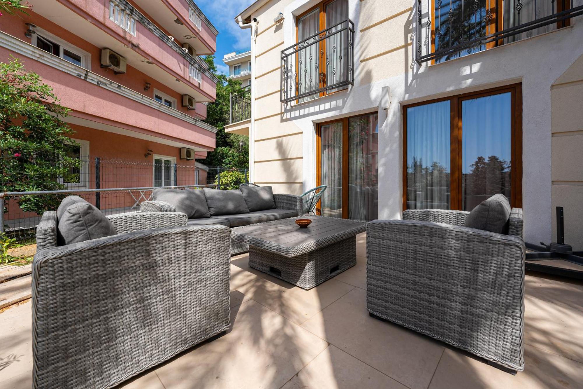 Perla Apartment *