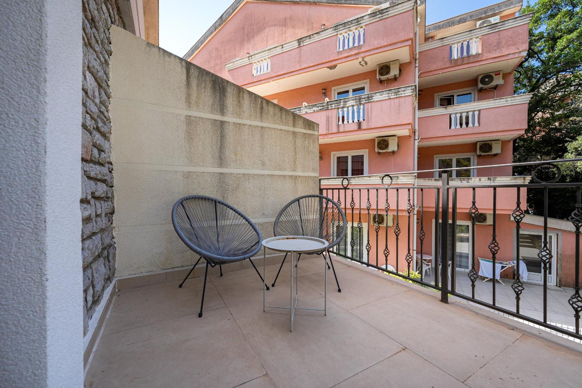 Perla Apartment *